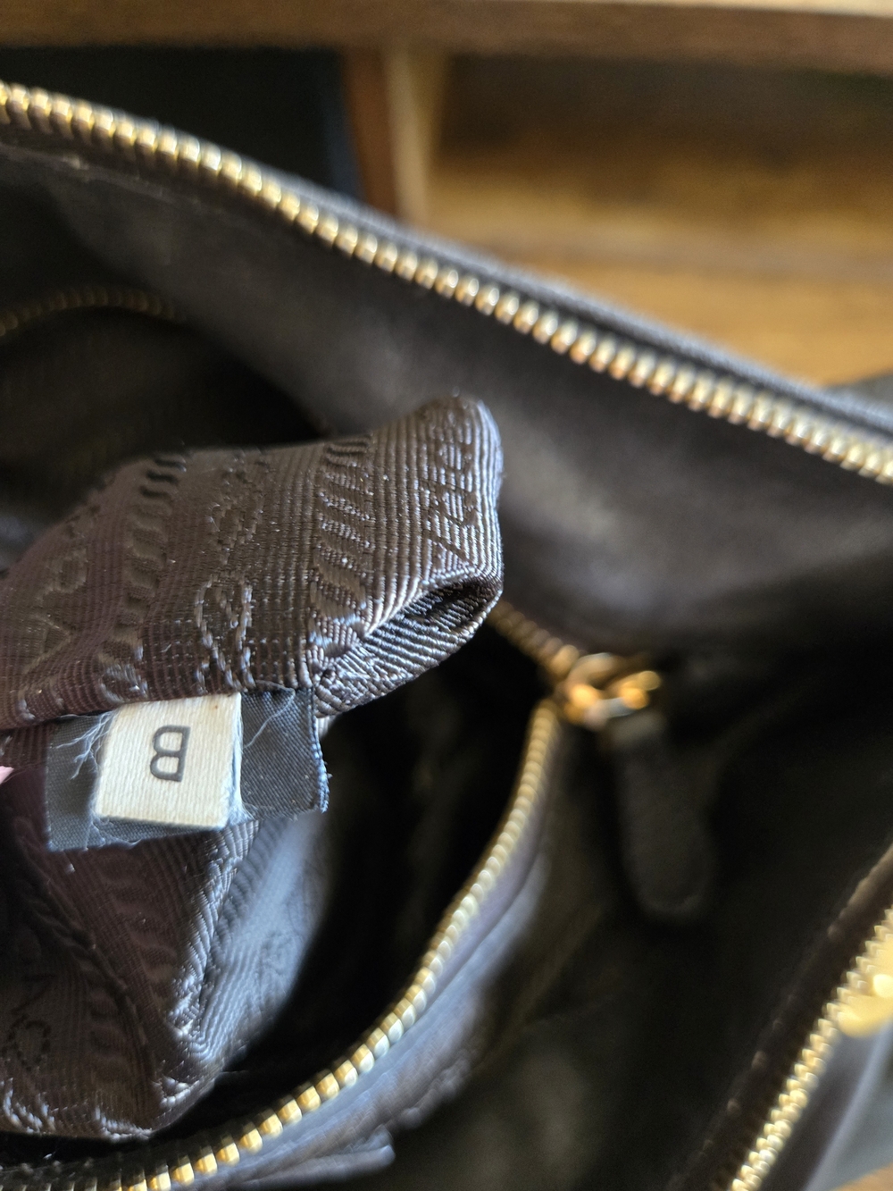 ❗️sold❗️Prada Black Soft Leather Shoulder Bag - Picture 8 of 16